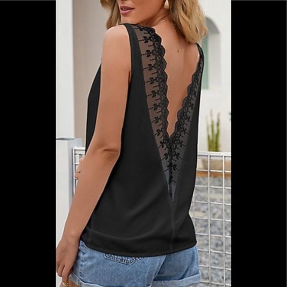 Cinnie Black Double-V Lace-Back Sleeveless Top Medium NWT - Picture 2 of 7